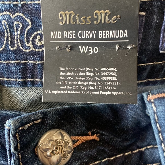 Miss Me Bermuda curvy shorts size W30 - Picture 5 of 11